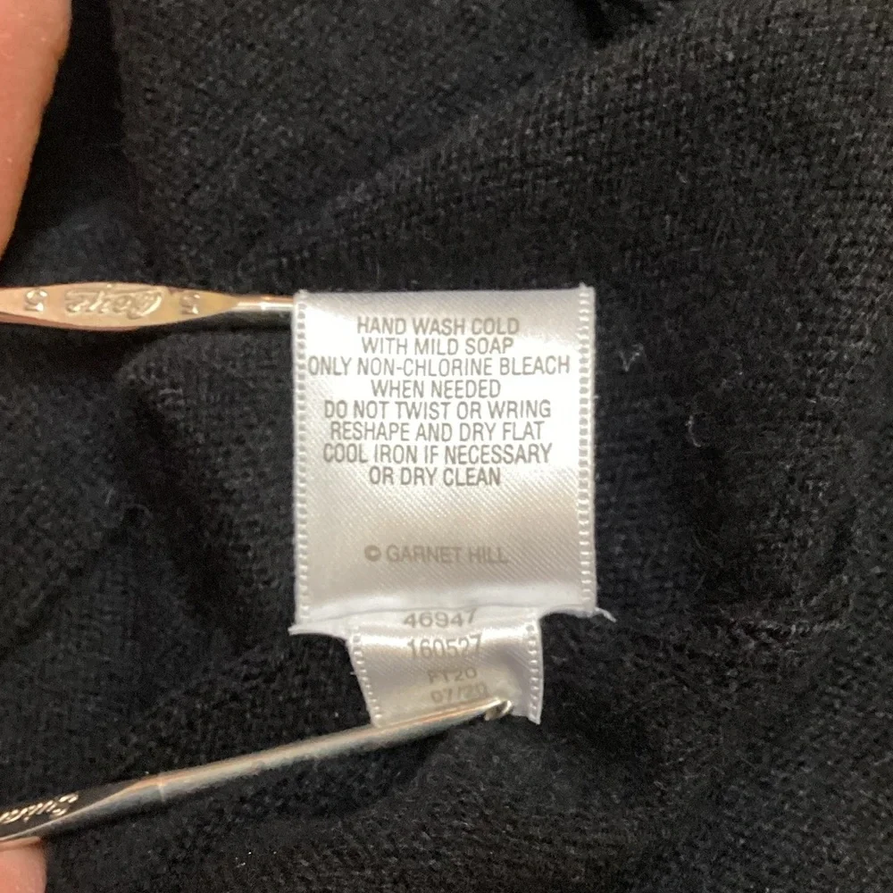 Garnet Hill Cashmere Wool Oversized Turtleneck Sweater Kangaroo Pocket Black - Picture 12 of 15